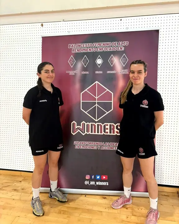 Isabel del Río y Carla Huerga, técnicas del CB Zamora, en el Campus de Alto Rendimeinto Winners - Imagen de redes sociales
