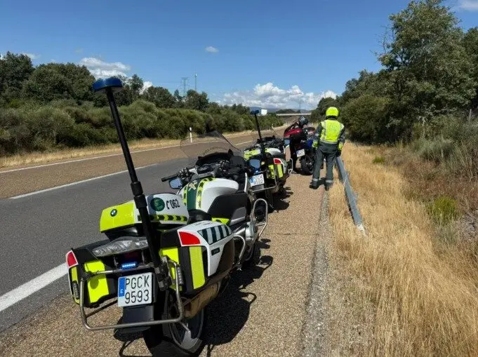 guardia civil motos sanabria