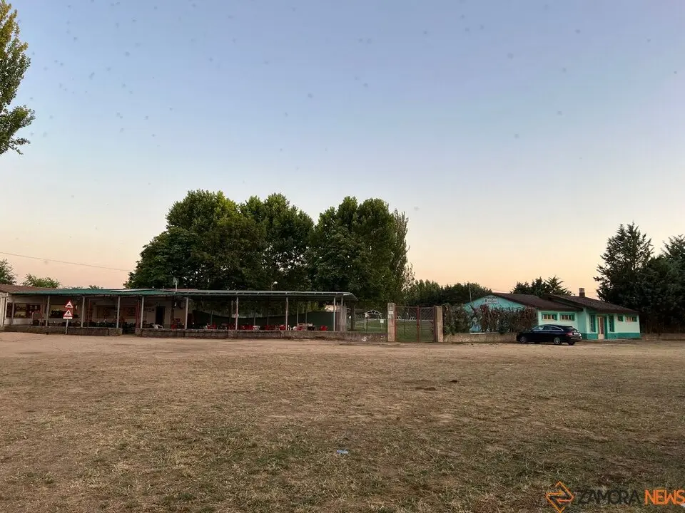 Piscina municipal de Coreses