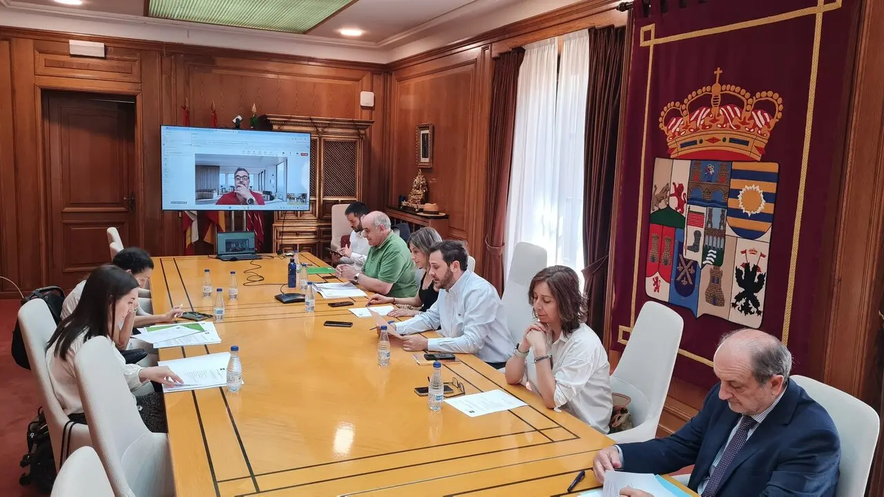Sesión ordinaria junta rectora de la UNED