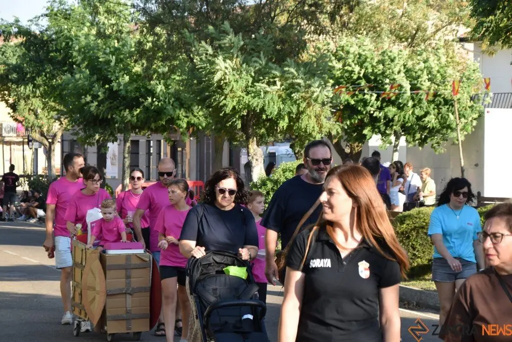 Fiestas de Moraleja del Vino desfile de pañas _12