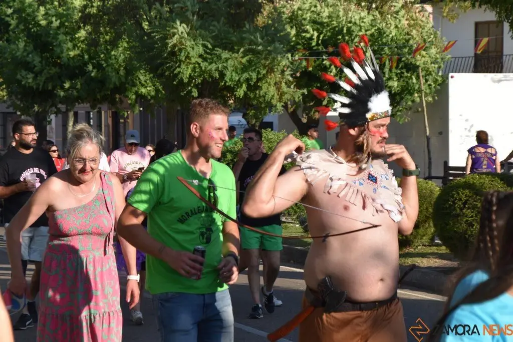 Fiestas de Moraleja del Vino desfile de pañas _41