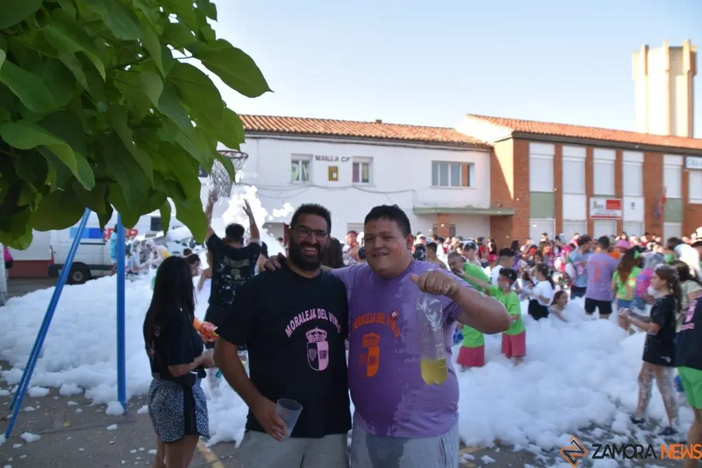 Fiestas de Moraleja del Vino desfile de pañas _51