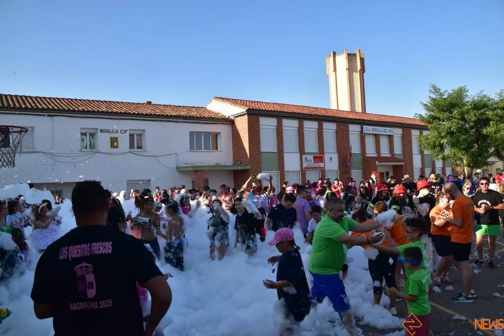 Fiestas de Moraleja del Vino desfile de pañas _57