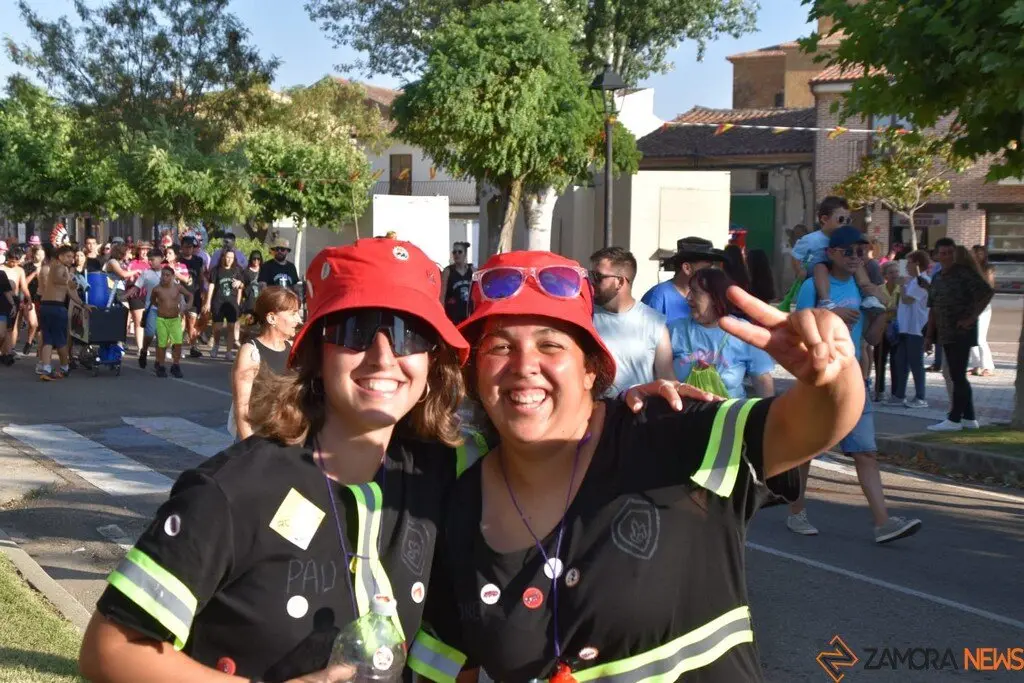 Fiestas de Moraleja del Vino desfile de pañas _70