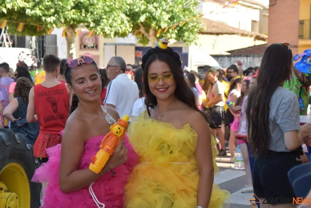 Fiestas de Moraleja del Vino desfile de pañas _71