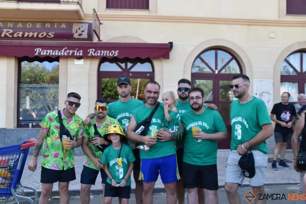 Fiestas de Moraleja del Vino desfile de pañas _72