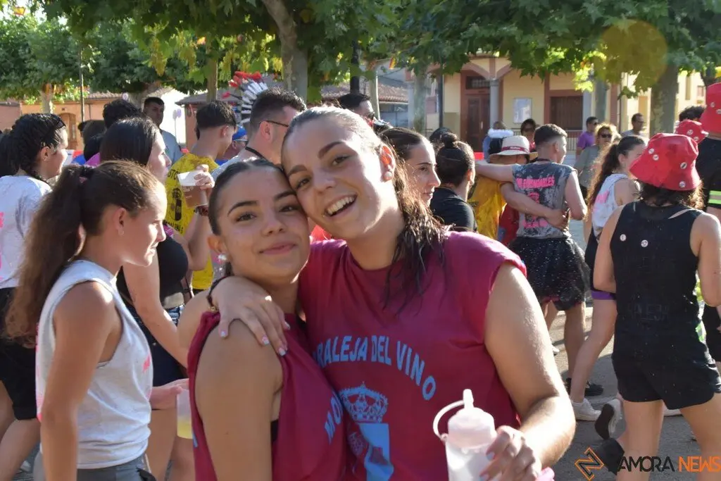 Fiestas de Moraleja del Vino desfile de pañas _76
