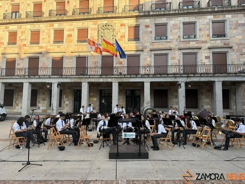  Banda de Loivos en el festival Hispano Luso_3