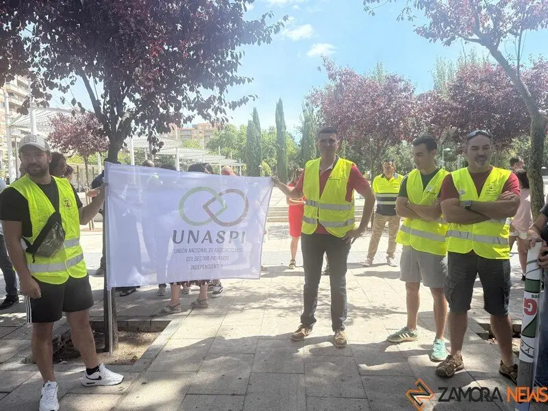 homenaje de agricultores de Zamora a David Lafoz
