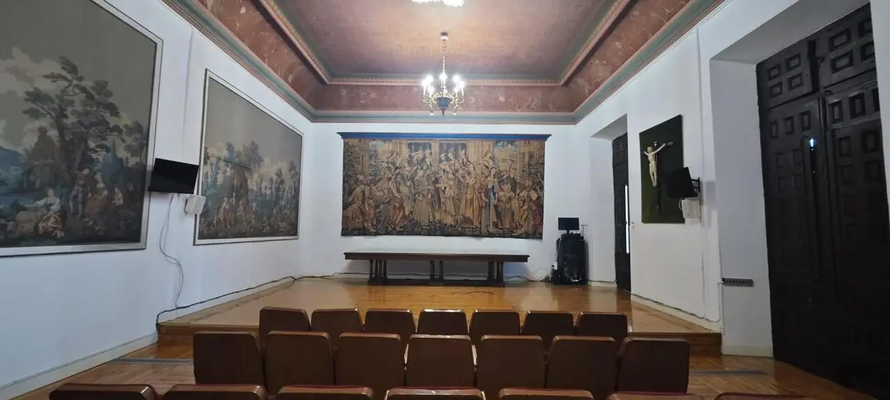 Salon de Actos Ayuntamiento de Toro- imagen de redes sociales