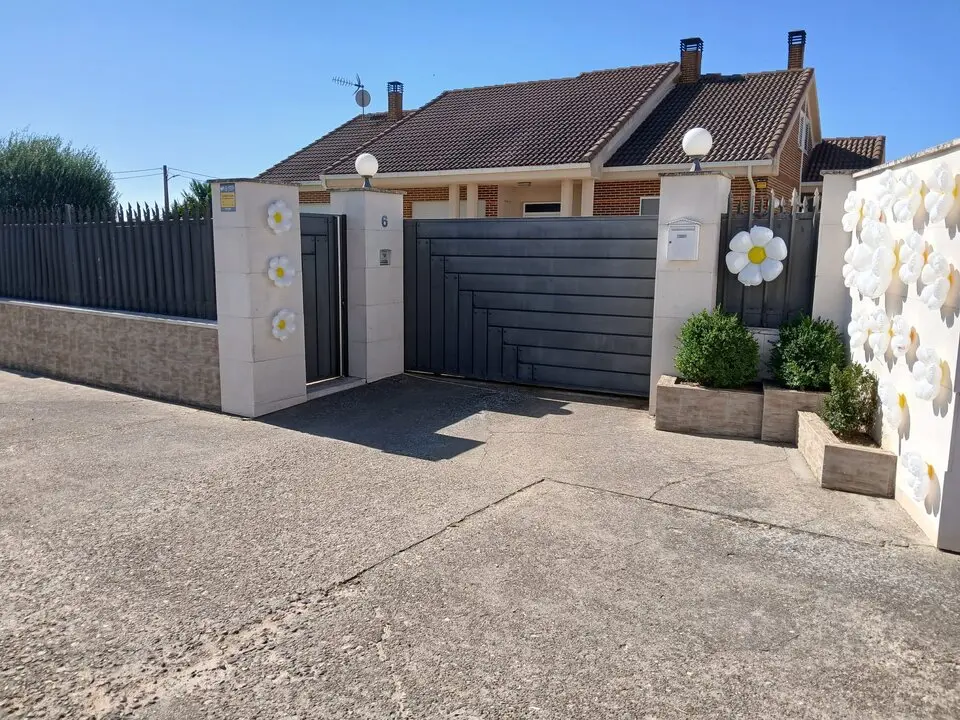 concurso de facahadas decoradas en El Perdigón. IMAGEN RRSS (5)