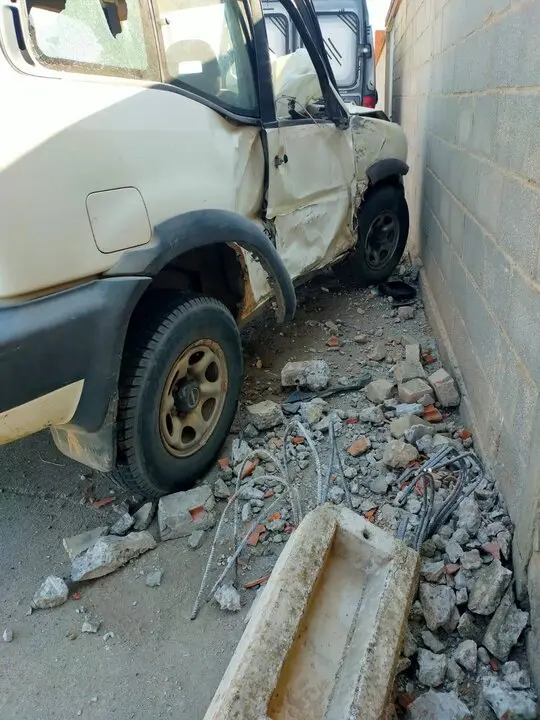 Accidente en Piedrahíta de Castro: tres heridos tras chocar un todoterreno contra un poste de la luz