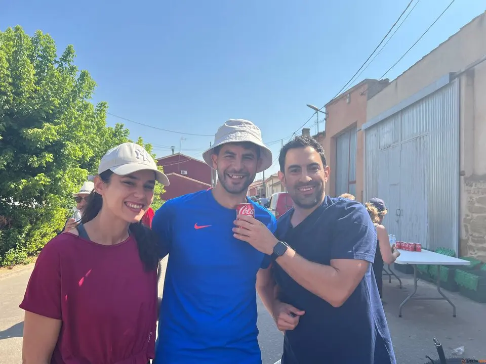 La marcha a Gallegos vuelve a marcar el verdadero inicio de las fiestas en Coreses