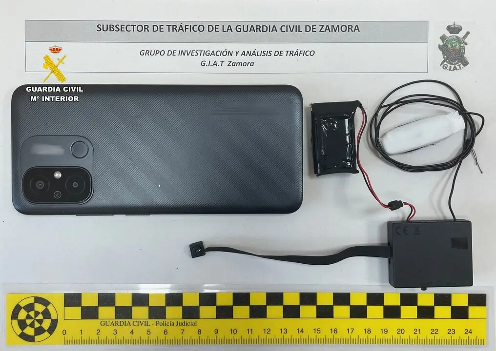 La Guardia Civil de Zamora descubre un fraude durante el examen de recuperación del permiso de conducción