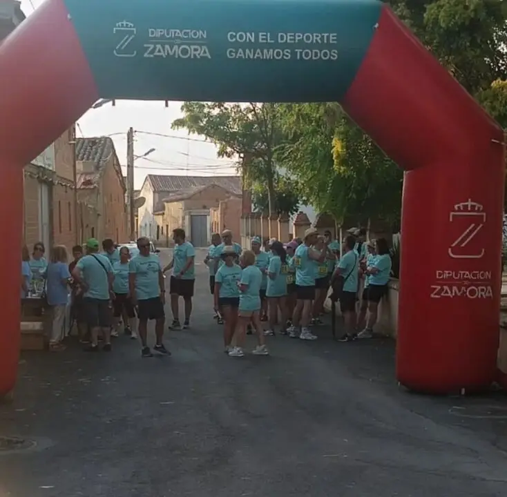 Paseo solidario AZAYCA Cerecinos del Carrizal