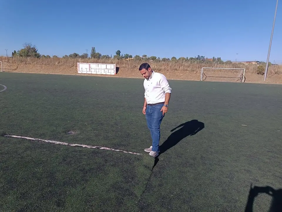 zamora si campos de fútbol
