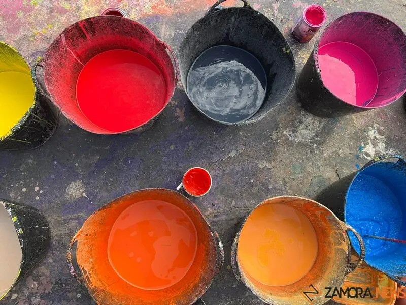 arte infantil llena de color las calles de Coreses _3
