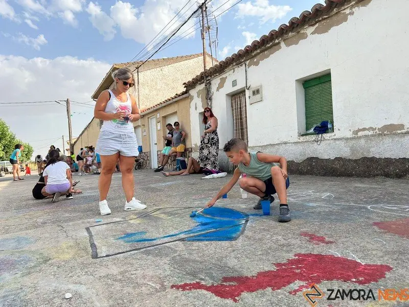 arte infantil llena de color las calles de Coreses _27