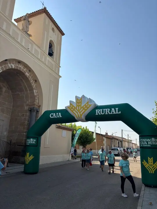 Paseo solidario AZAYCA Villalazán_4