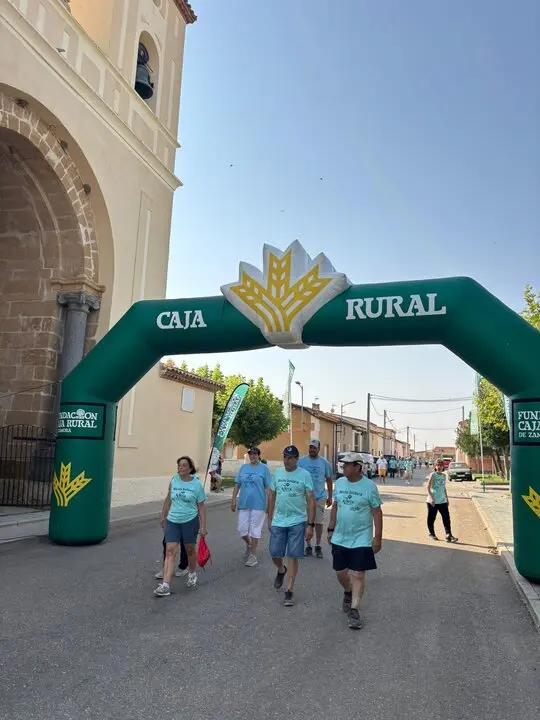 Paseo solidario AZAYCA Villalazán_5