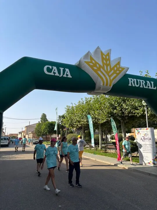 Paseo solidario AZAYCA Villalazán_6