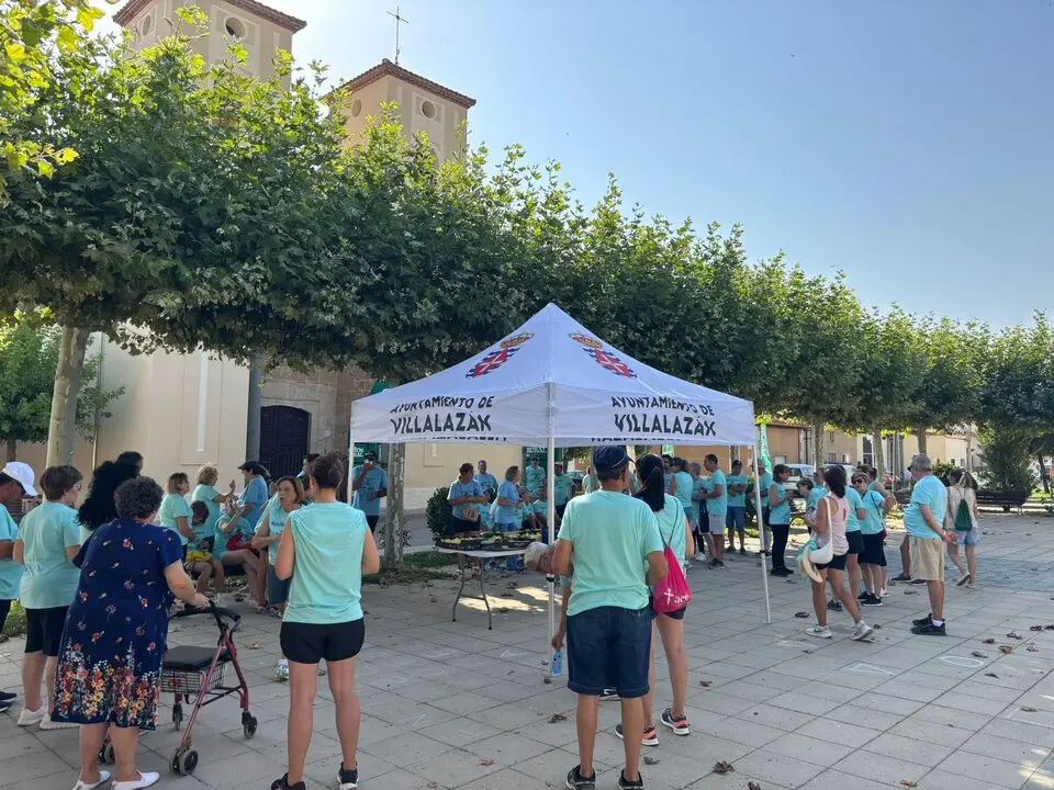 Paseo solidario AZAYCA Villalazán_10