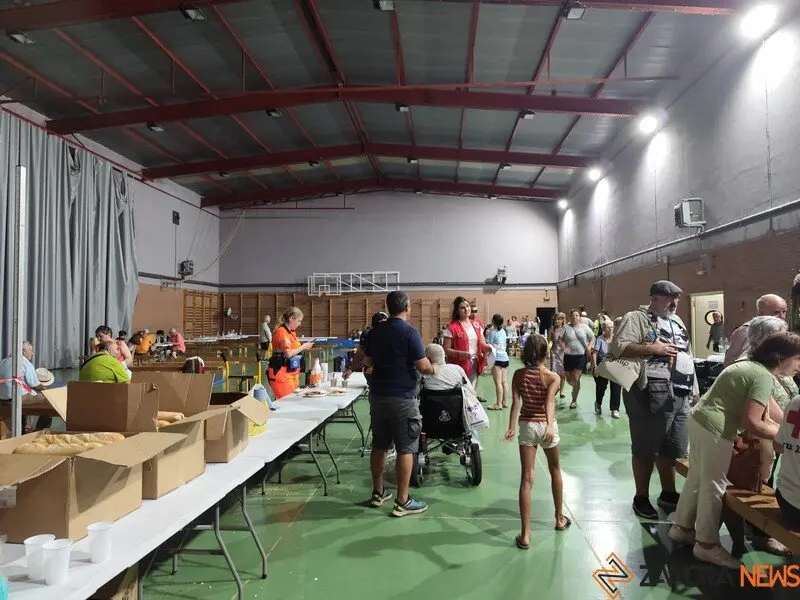 evacuados incendio de La Carballeda a Camarzana de Tera _7