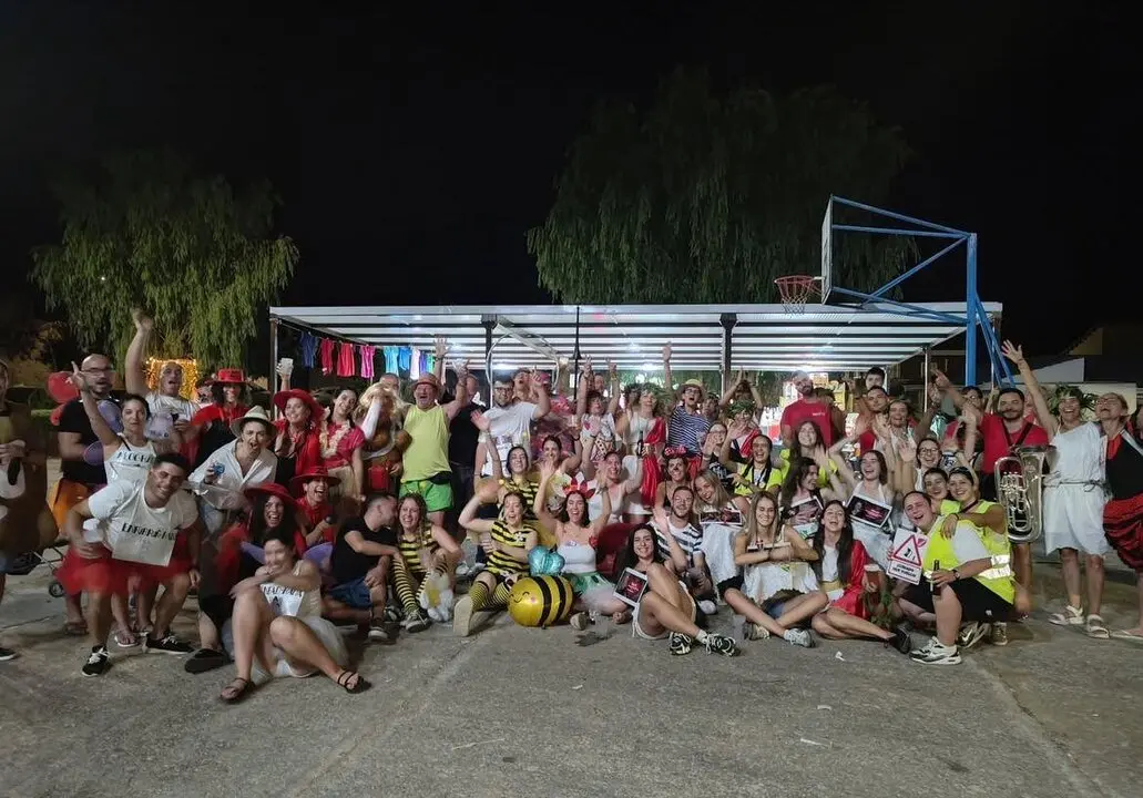 fiesta de disfraces en Pozuelo de Vidriales