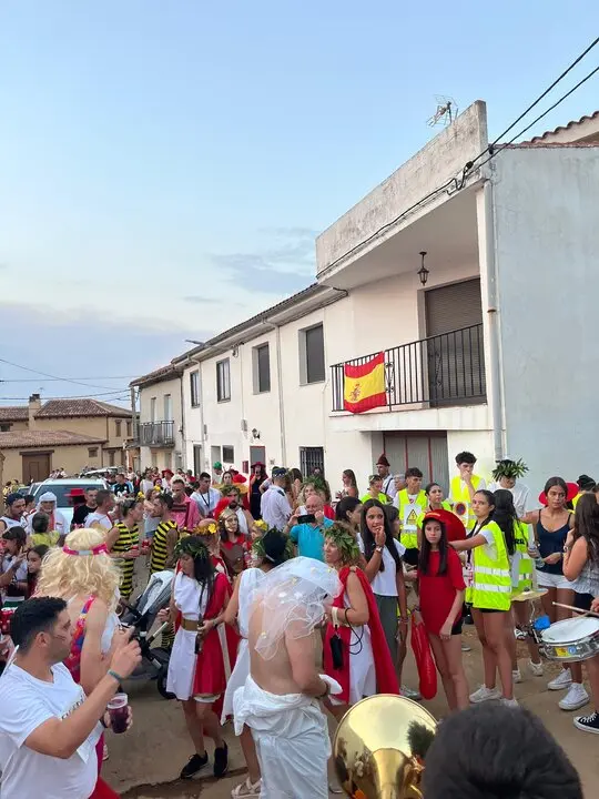 desfile de disfraces en Pozuelo de Vidriales (9)