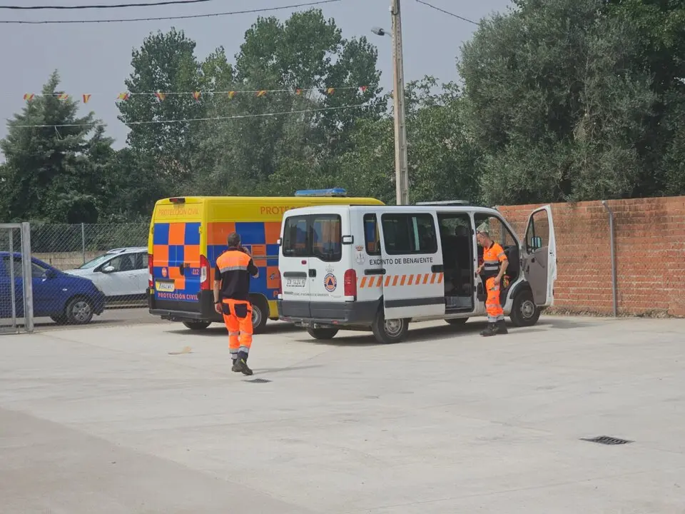 desalojados del incendio en Camarzana de Tera (2)