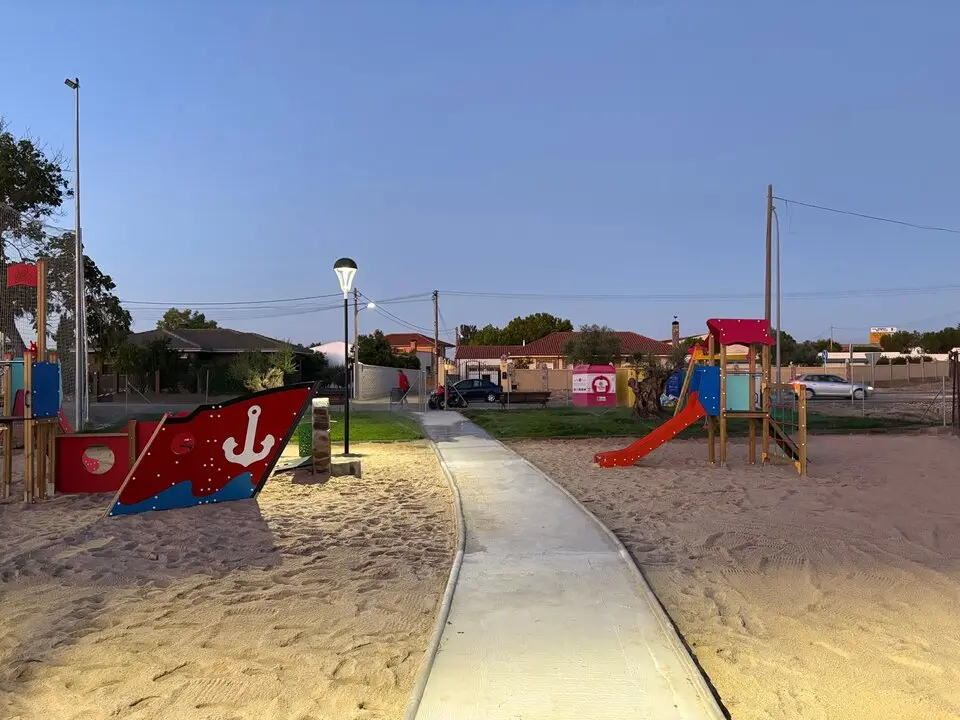 Nuevo parque y zona verde Casaseca de las Chanas_2