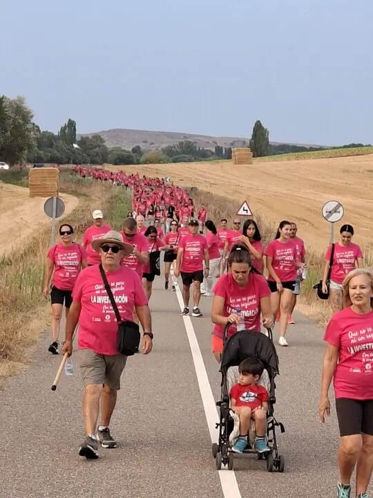 Paseo solidario Olmo de la Guareña-Vallesa- imagen de redes sociales