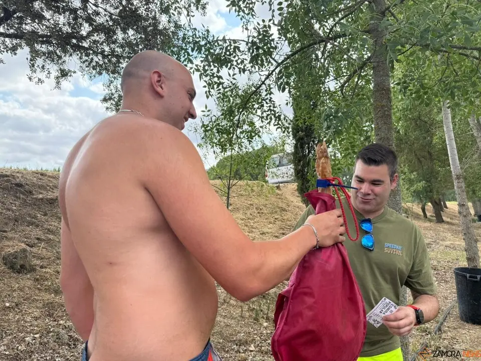 Santib&aacute;&ntilde;ez de Tera abre las fiestas de San Tirso con una multitudinaria comida popular