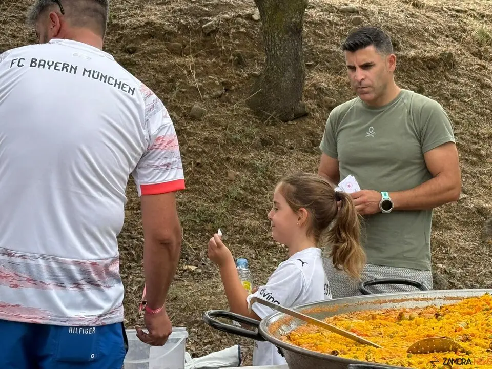 Santib&aacute;&ntilde;ez de Tera abre las fiestas de San Tirso con una multitudinaria comida popular
