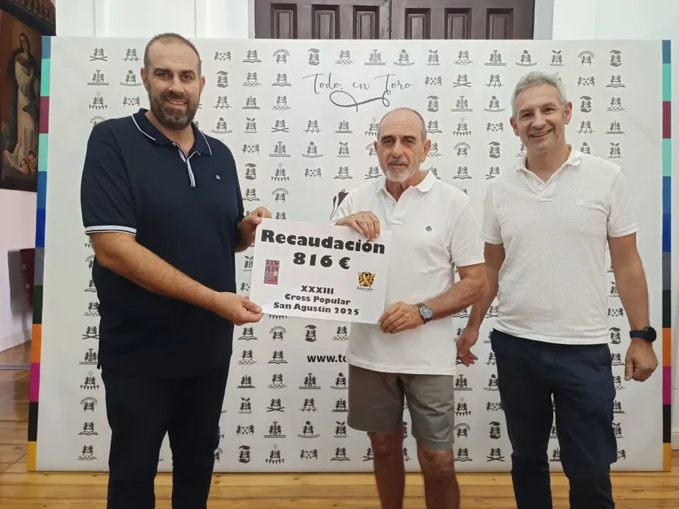 El Vino Toro entrega más de 800 euros a la lucha contra el sarcoma infantil