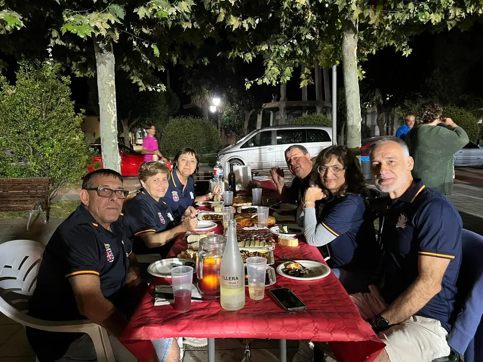 Cena de peñas Villalazán_4