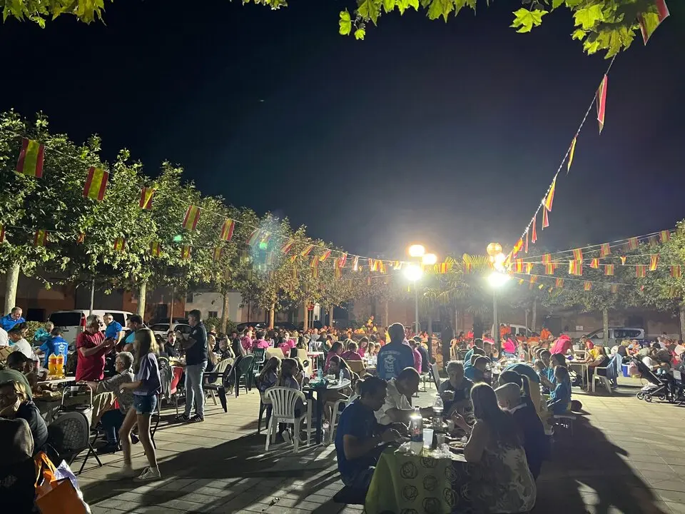 Cena de peñas Villalazán_5
