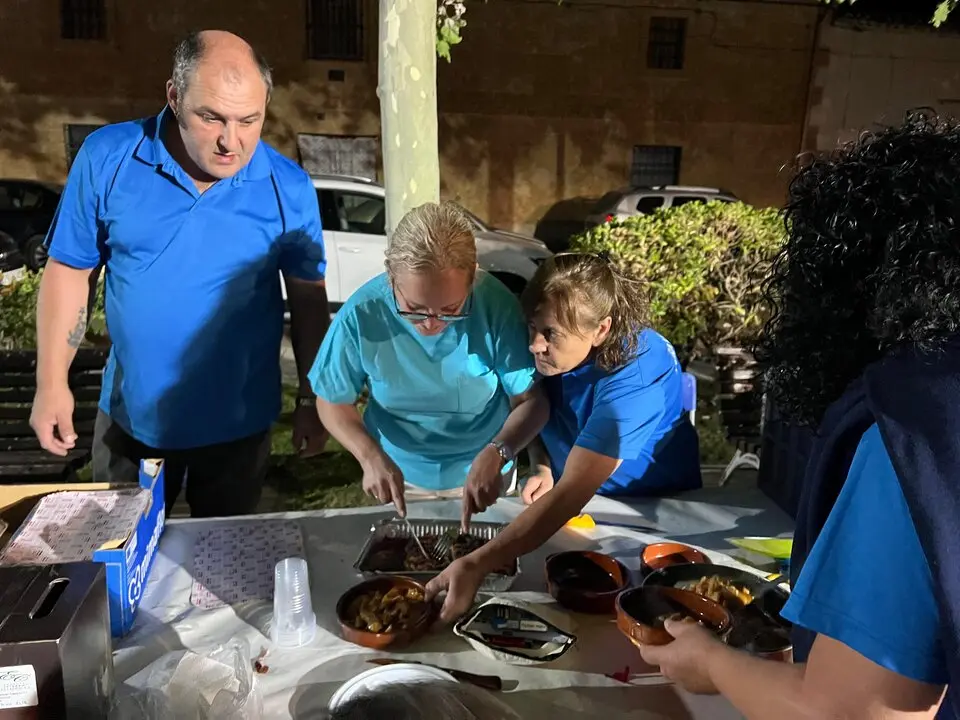 Cena de peñas Villalazán_9