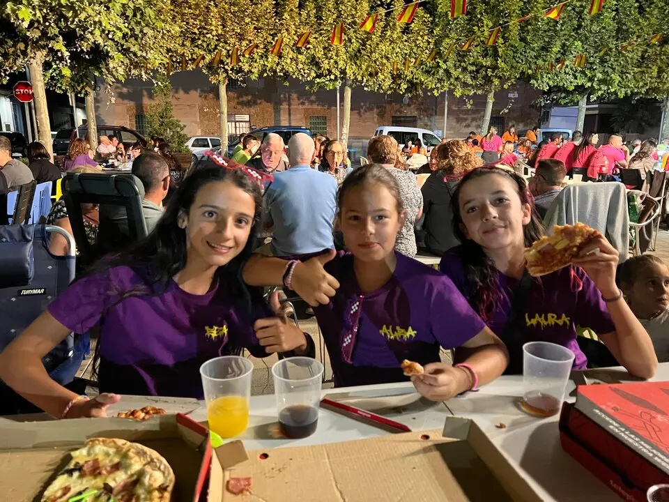 Cena de peñas Villalazán_16