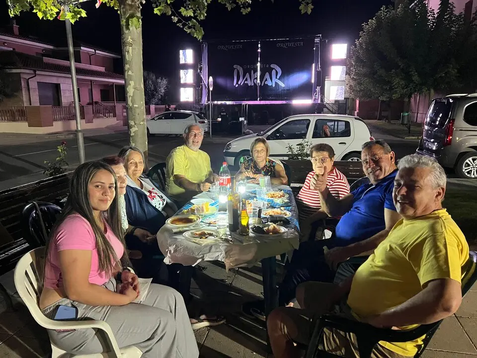 Cena de peñas Villalazán_20