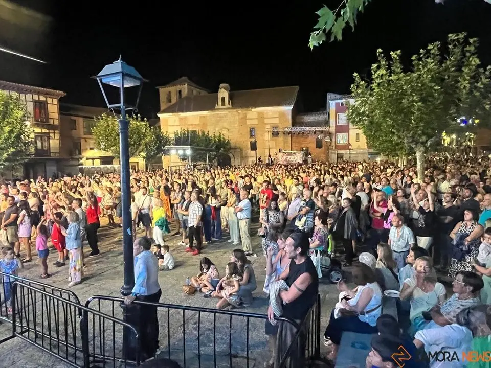 Orquesta La Fórmula en Toro_7