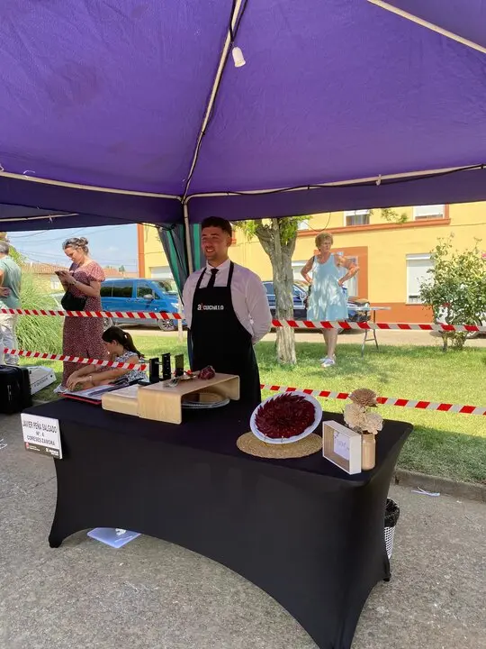 Javier Peña 2º puesto en el  concurso Corte de cecina en León