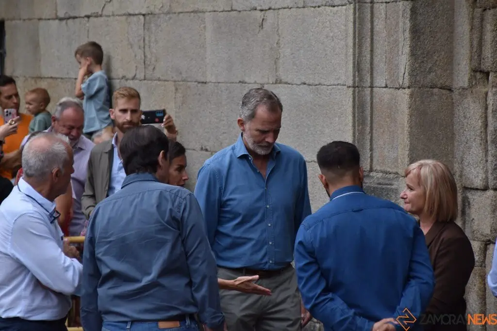 Reyes visitan San Martín de Castañeda_2