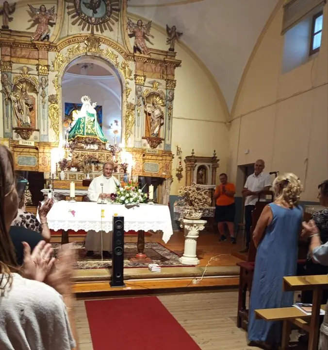 Iglesia misa Bamba