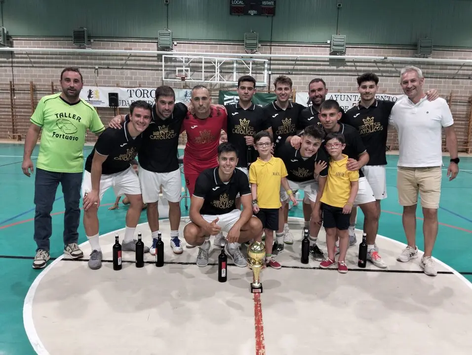 Ganadores Liga de Verano de Fútbol Sala de Toro_1-imagen redes