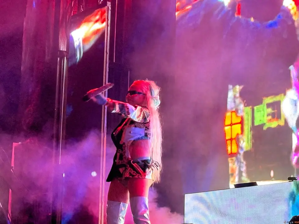 Leticia Sabater, Abraveses de Tera