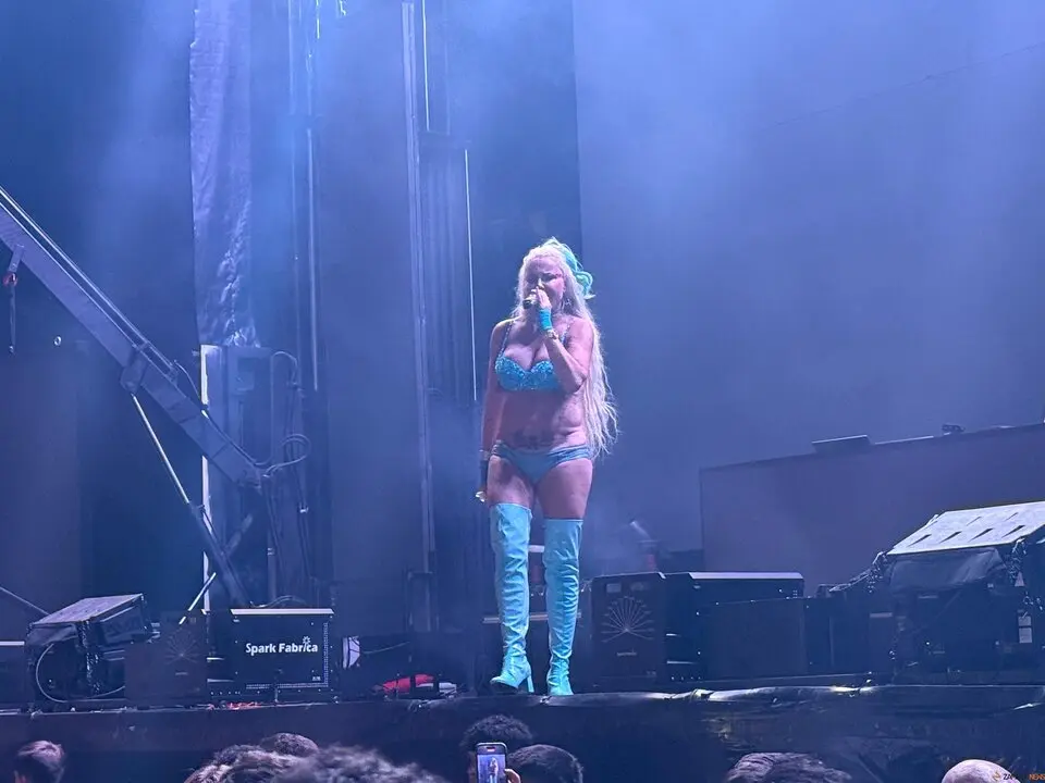 Leticia Sabater, Abraveses de Tera
