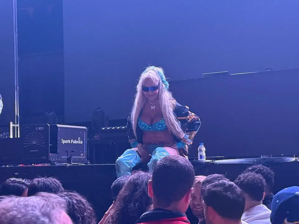 Leticia Sabater, Abraveses de Tera