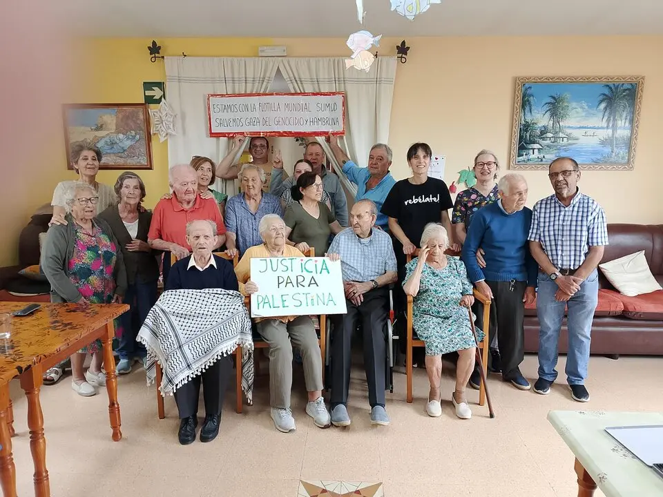 La Residencia 'El Almendro' de Pozoantiguo alza la voz por Gaza